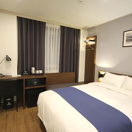 Indy Hotel Пусан Екстериор снимка